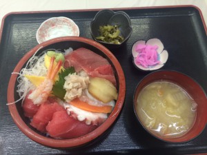 海鮮丼