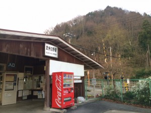 秩父鉄道　武州日野駅 南側の弟冨士山裾