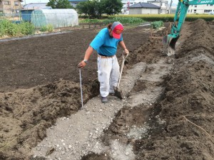 工事中も都度、寸法チェック。設計通り正確に