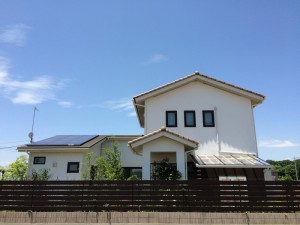 完成！こんなにマッチしたガーデニングhouseになりました。前からあったのでは・・・とも感じてしまします