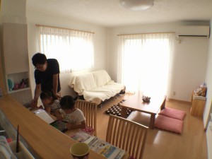 after うっとうしい洗濯物が無くなりました。明るい部屋っていいですね