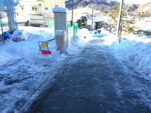 道路も現場駐車場も 綺麗になりました