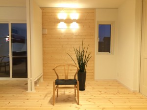 風のない冷暖房の家 標準仕様は、自然素材の「木と漆喰」