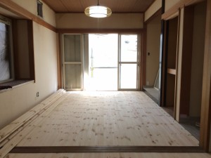 畳の部屋が、無垢フローリングへ変身！