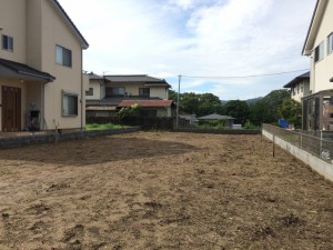 １００坪超の、この土地に、お家を建てます