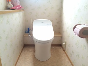 新しく「節水型トイレ」を設置しました